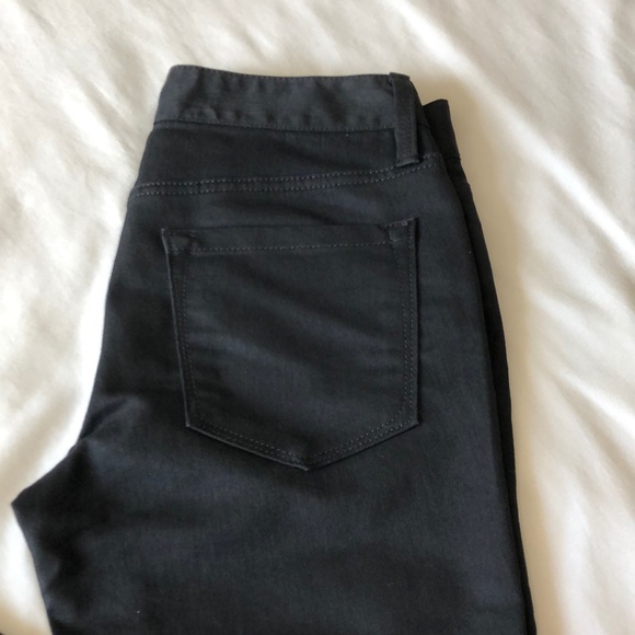 Black jeans with silver details - Picture 2 of 3